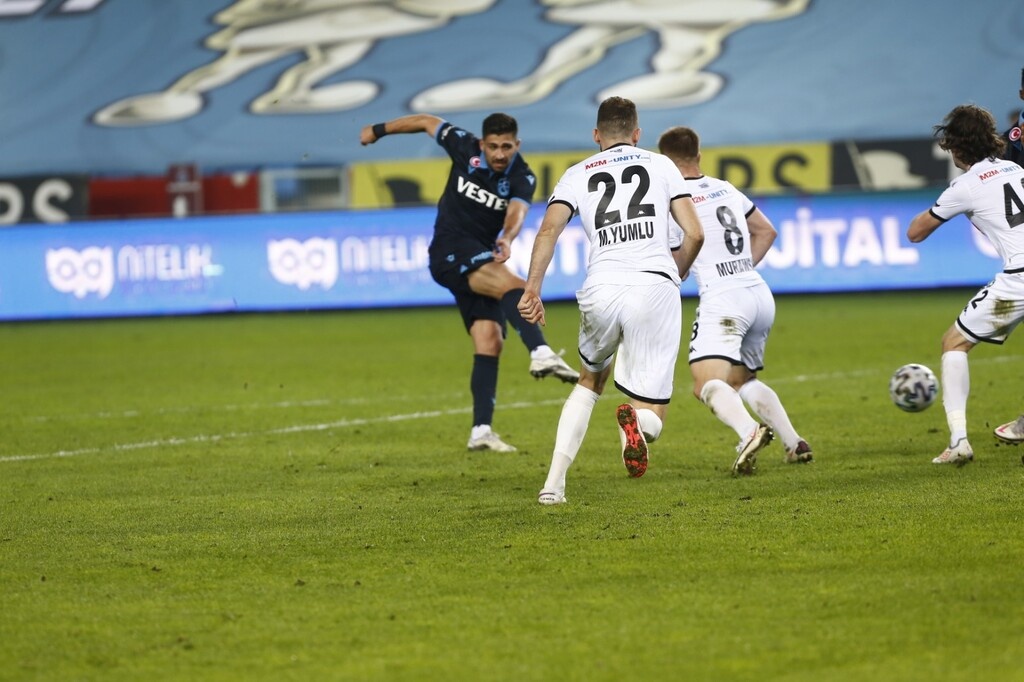 ΠΣΑΠ: Ο κορυφαίος Έλληνας στο εξωτερικό κι ο Εμμανουηλίδης (video+photos)