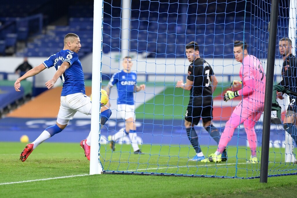 Premier League: Με το πόδι στο γκάζι για το έβδομο πρωτάθλημα η Μάντσεστερ Σίτι! (video+photos)