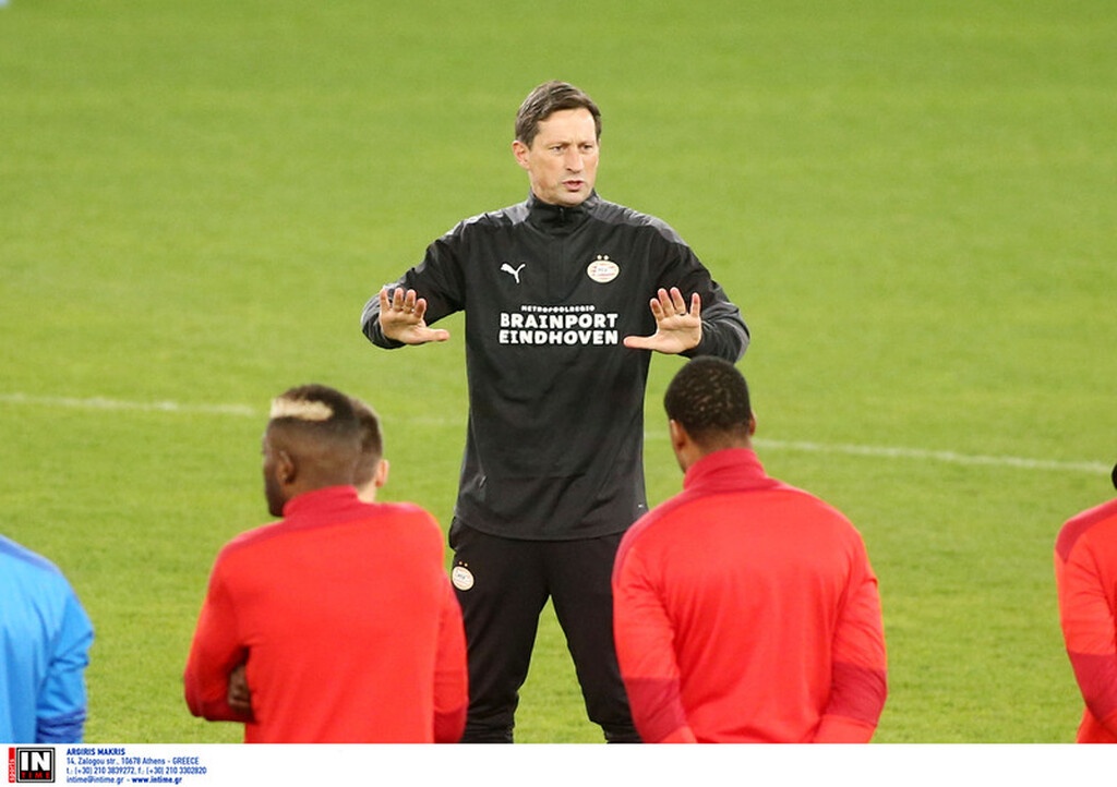 Ολυμπιακός-Αϊντχόφεν: Ο εκνευρισμός του Σμιντ και η αναφορά στους Πειραιώτες (photos)