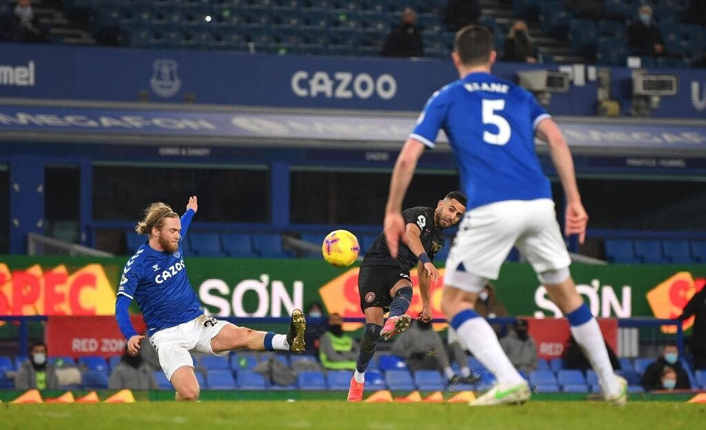 Premier League: Με το πόδι στο γκάζι για το έβδομο πρωτάθλημα η Μάντσεστερ Σίτι! (video+photos)