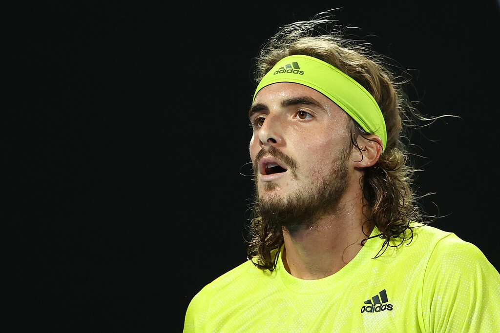 Australian Open: «Λύγισε» ο Στέφανος Τσιτσιπάς απέναντι στη... μηχανή-Μεντβέντεφ! (video+photos)