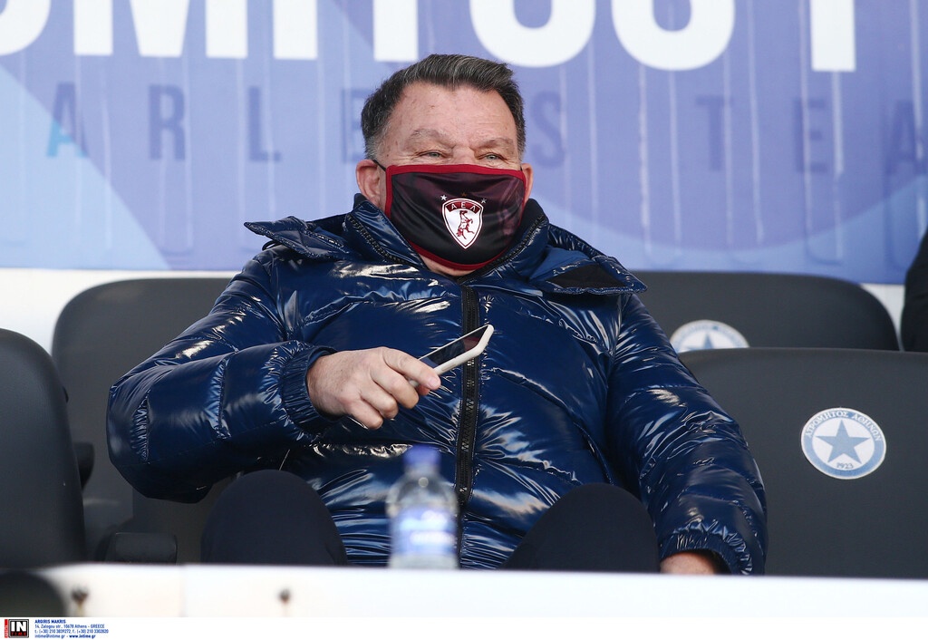 Ατρόμητος - ΑΕΛ: Ένταση με Κούγια στο Περιστέρι - Μπήκε στη... μέση ο Σπανός