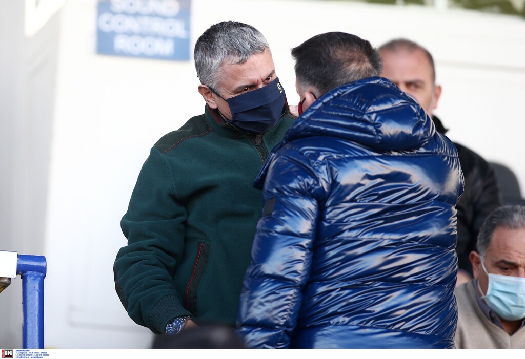 Ατρόμητος - ΑΕΛ: Ένταση με Κούγια στο Περιστέρι - Μπήκε στη... μέση ο Σπανός