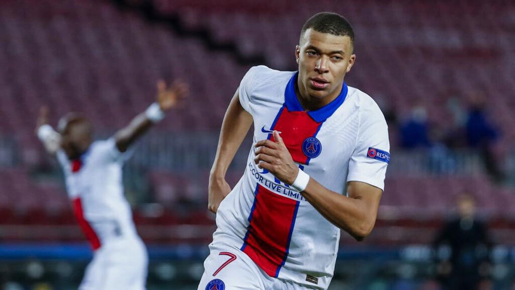 Παρί Σεν Ζερμέν: Υπουργός... παρακαλάει τον Εμπαπέ να μείνει στη Γαλλία (video+photos)