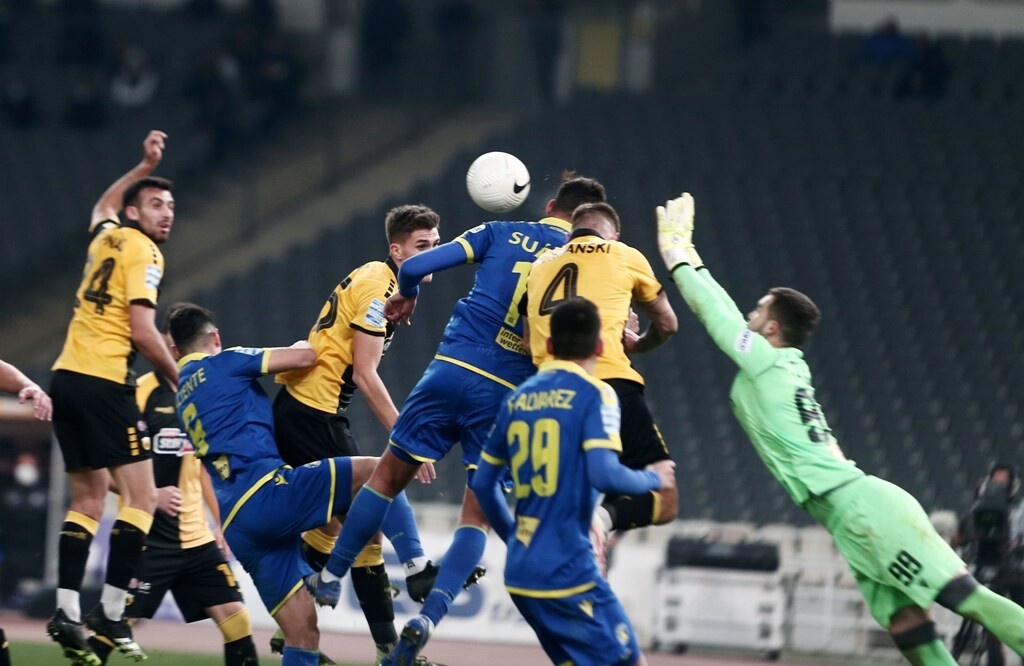 Super League: Η βαθμολογία μετά τα παιχνίδια του Σαββάτου (20/2)