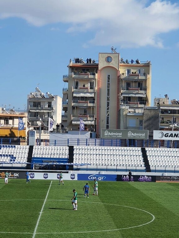 Χαμός στο Ιωνικός-Λεβαδειακός - Εξέδρα στις ταράτσες (photos)