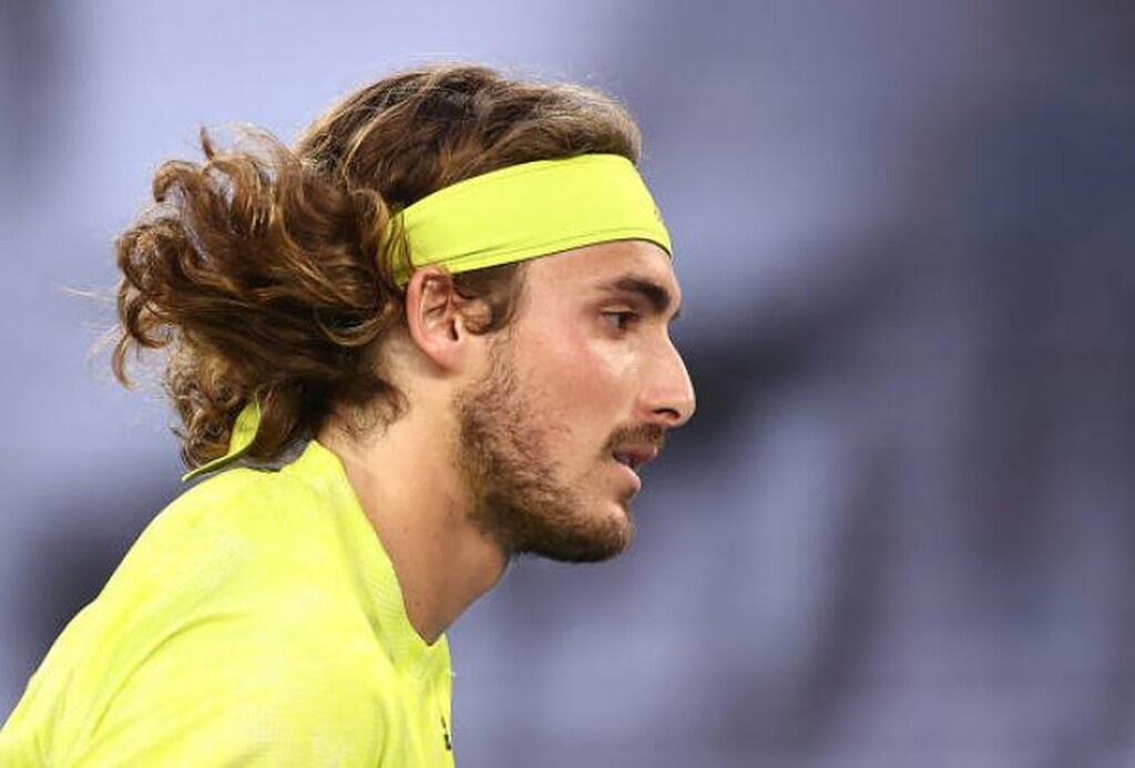 Τένις: Μια ανάσα από Φέντερερ ο Τσιτσιπάς - Πτώση για Σάκκαρη