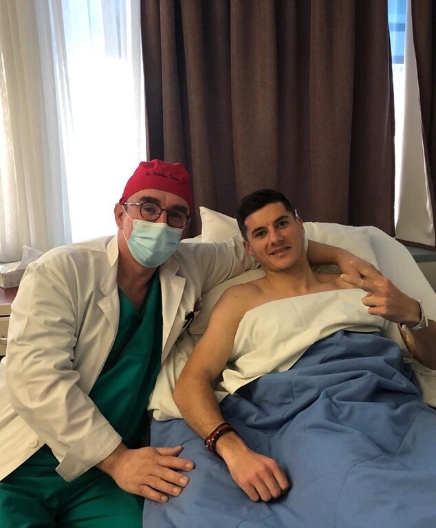 Ολυμπιακός: Χειρουργήθηκε ο Βρουσάι (photos)