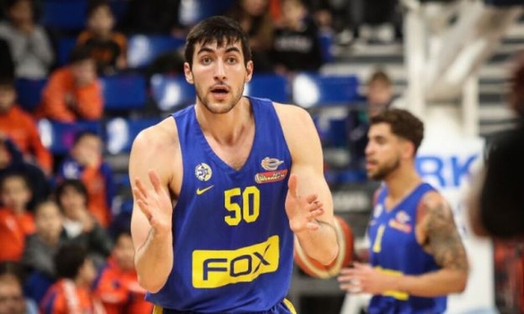 Μακάμπι Τελ Αβίβ: Πλήγμα με Ζούσμαν