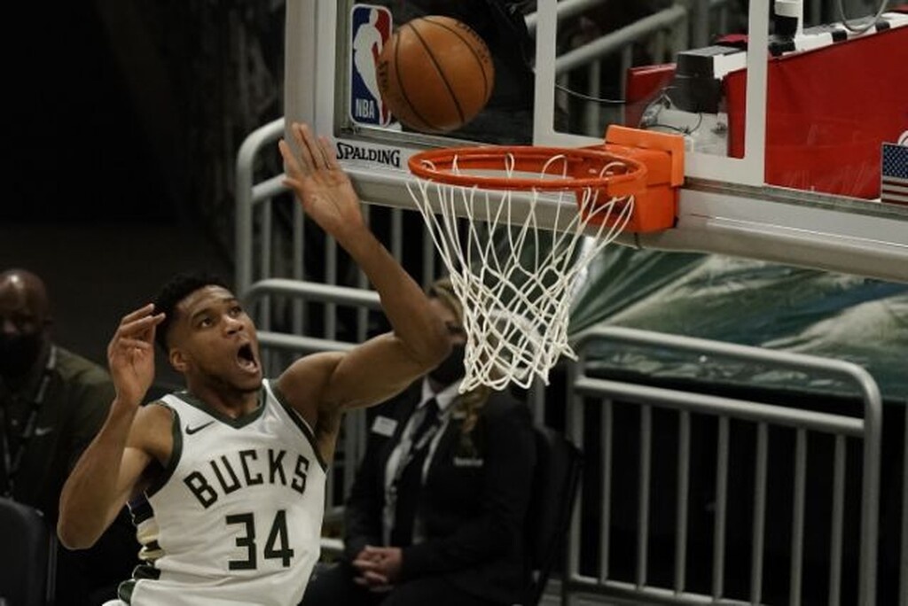 NBA: Γράφει ιστορία ο Γιάννης - 5ος σκόρερ στην ιστορία των Μπακς