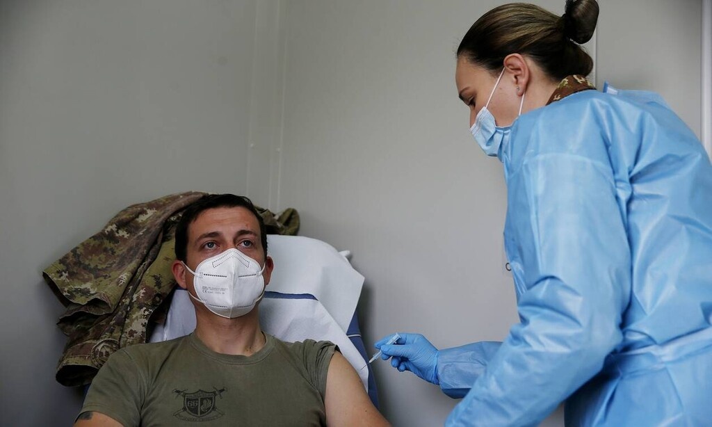 Κρούσματα σήμερα: «Έκρηξη» και σήμερα - Ξεπέρασαν ήδη τις 1.500 οι νέες μολύνσεις