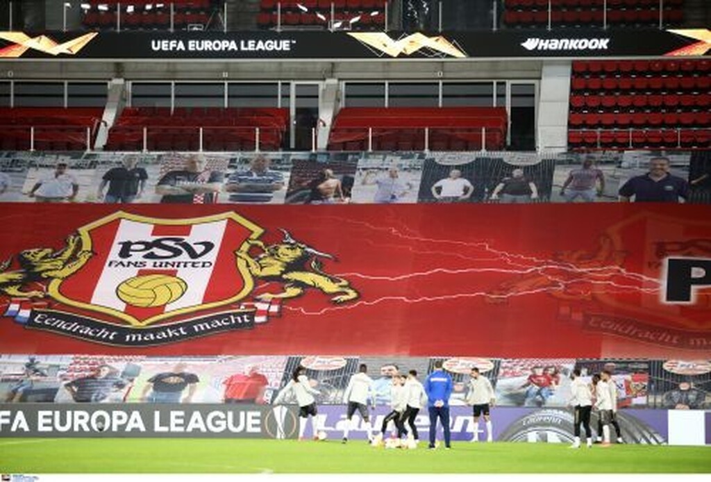 Αϊντχόφεν-Ολυμπιακός: Υποδοχή με ελληνικά και... ορθογραφικό λάθος (photos)