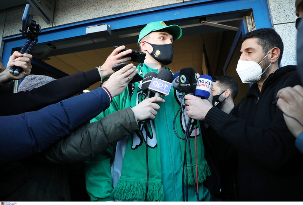 Καρέ καρέ η άφιξη του Χεζόνια στην Ελλάδα