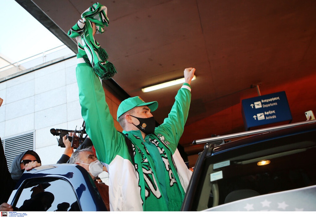 Καρέ καρέ η άφιξη του Χεζόνια στην Ελλάδα