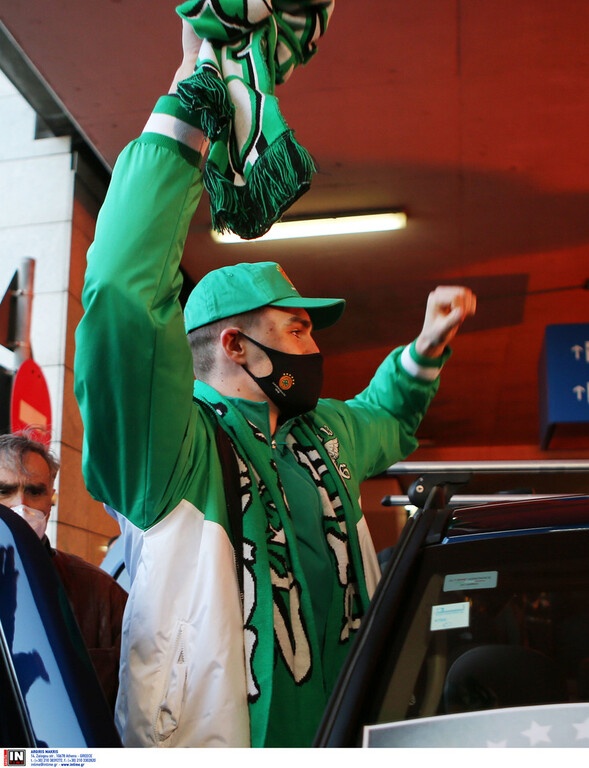 Καρέ καρέ η άφιξη του Χεζόνια στην Ελλάδα