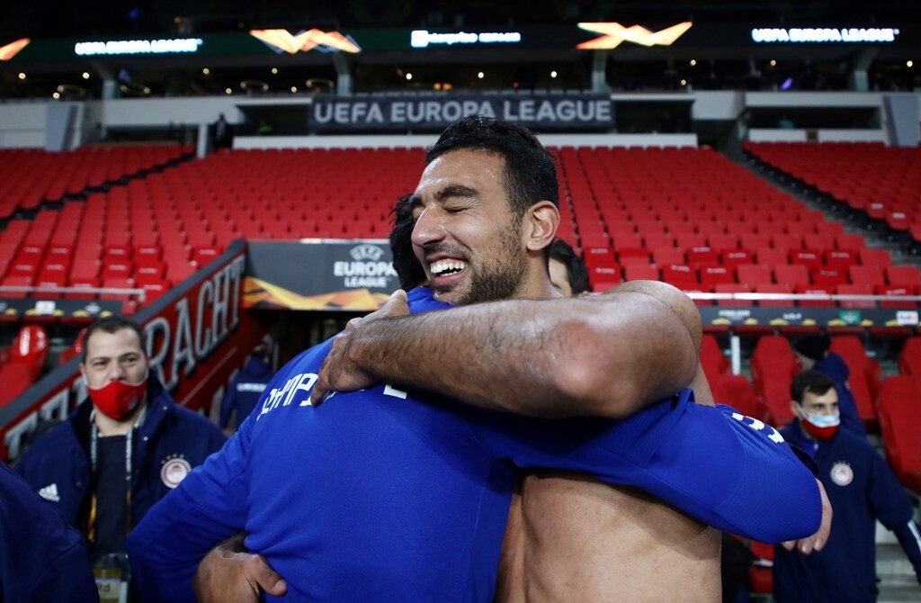 Αϊντχόφεν-Ολυμπιακός: Έξαλλοι πανηγυρισμοί μετά την πρόκριση (photos+video)