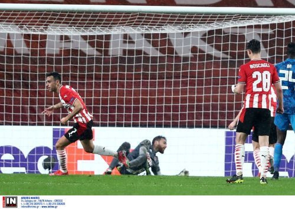 Αϊντχόφεν-Ολυμπιακός: Χάνει 2-0 στο ημίχρονο, μαζί και την πρόκριση (videos)