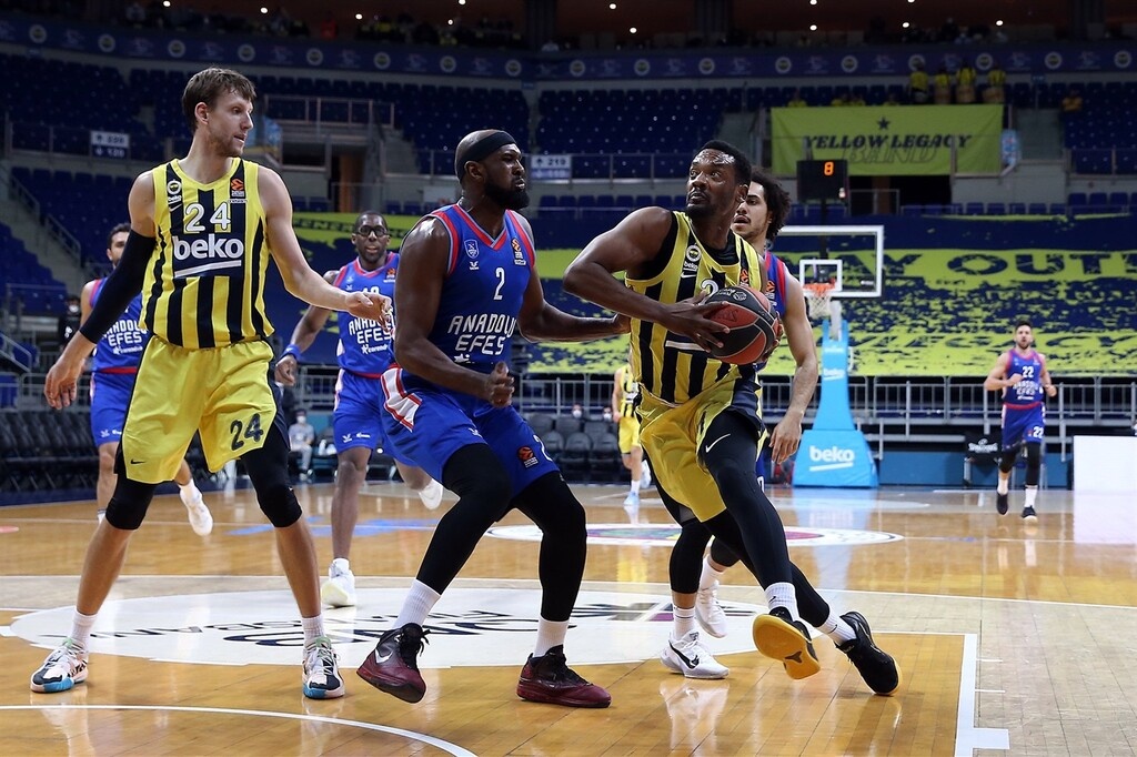 Φενέρμπαχτσε-Αναντολού Εφές74-106: Μαγικός Μίτσιτς!