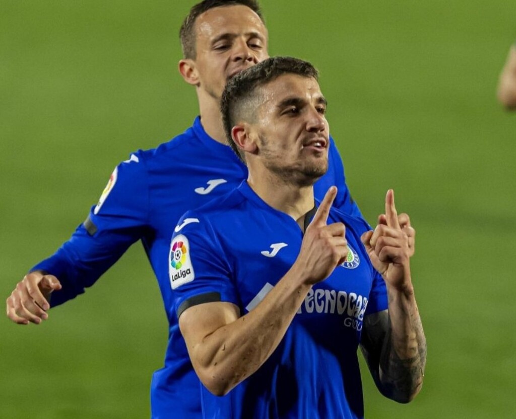 La Liga: Τη νίκησε και την… έπιασε! (Photos)