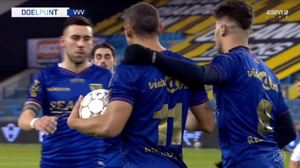 Ασταμάτητος Γιακουμάκης χτύπησε ξανά - Έφτασε τα 23 γκολ (video+photos)