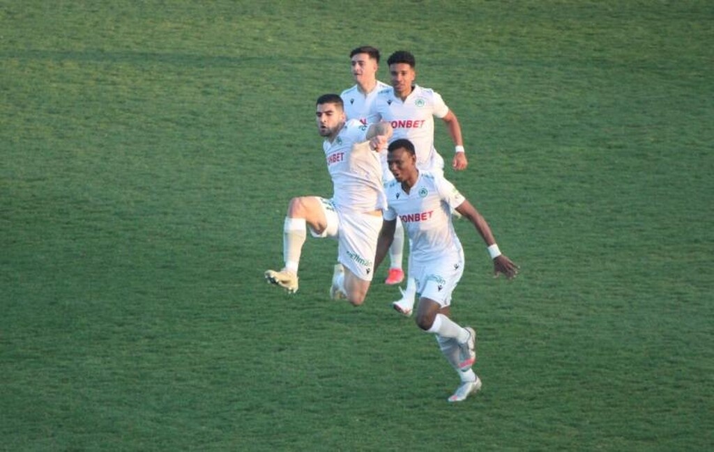 Κύπρος: Με νίκη ξεκίνησε τη μάχη για τον τίτλο η Ομόνοια, τρίποντο κι ο ΑΠΟΕΛ (video)