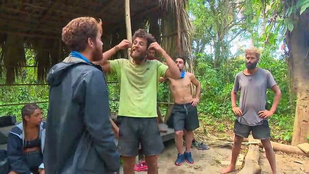 Survivor: Τινάζουν τους «Μπλε» στον… αέρα - Αυτό είναι το κόλπο Παππά και Κρις (photos+videos)