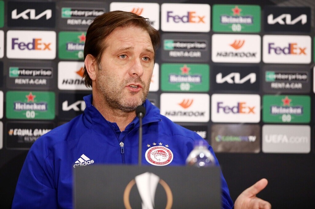 ΝΠΣ Βόλος-Ολυμπιακός: Φουλ επίθεση από Μαρτίνς (photos)