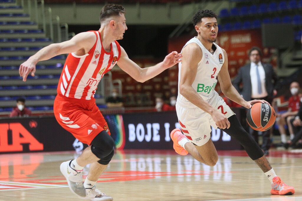 Ερυθρός Αστέρας-Μπάγερν Μονάχου 76-78: Ο Μπόλντγουϊν πήρε τη μάχη με τον Λόιντ