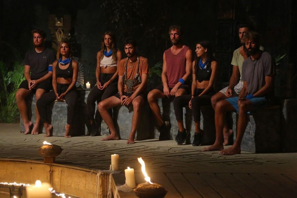 Survivor: Μπαίνει και προκαλεί πάταγο - Έλληνας παρουσιαστής φεύγει για Άγιο Δομίνικο (photos+video)