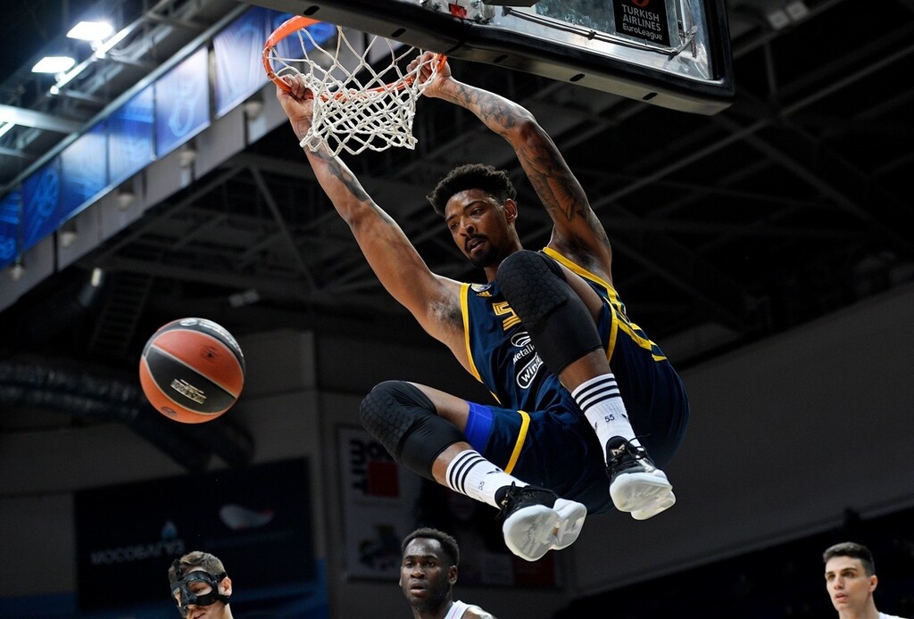 Χίμκι - Ρεάλ Μαδρίτης 78-77: Χαμογέλασαν μετά από 17 σερί ήττες!