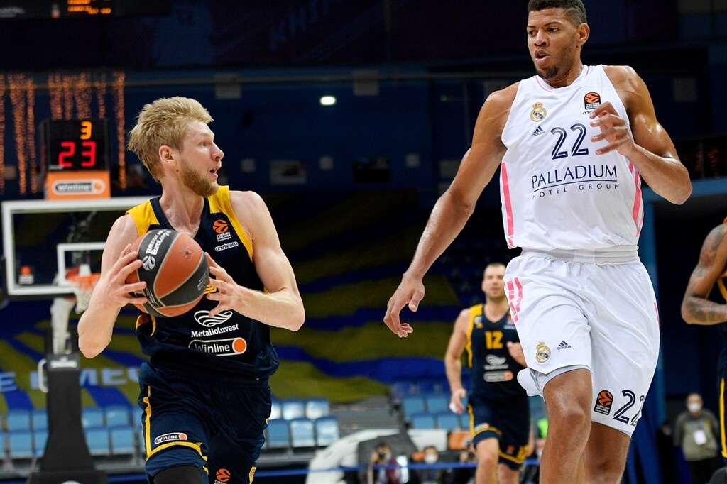 Χίμκι - Ρεάλ Μαδρίτης 78-77: Χαμογέλασαν μετά από 17 σερί ήττες!