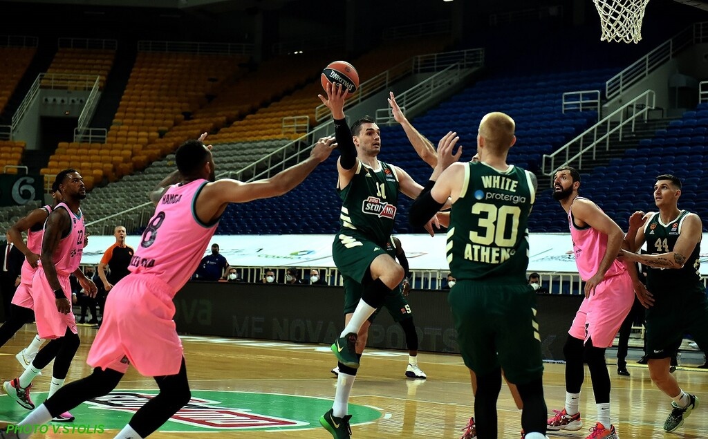 Η Euroleague αποθεώνει τον Χεζόνια πριν από το Μπάγερν-Παναθηναϊκός ΟΠΑΠ (video)