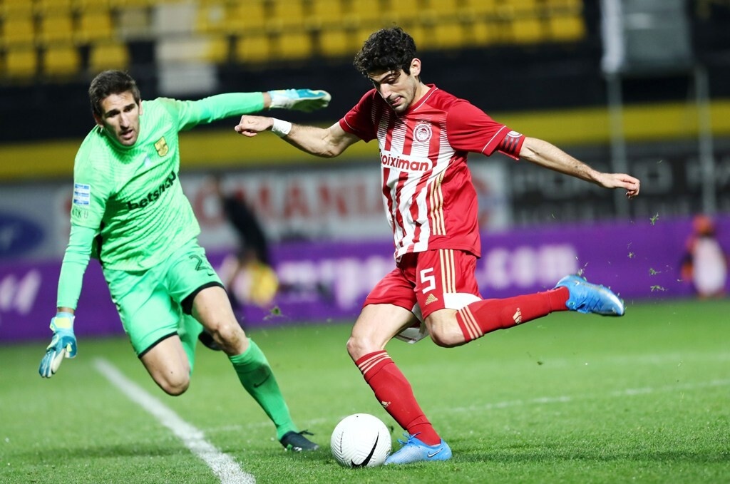 Ολυμπιακός: Viral το έξυπνο γκολ του Μπουχαλάκη (photos+videos)