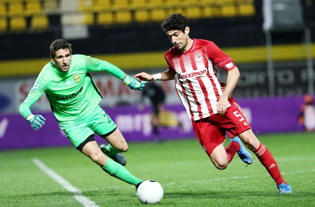 Ολυμπιακός: Viral το έξυπνο γκολ του Μπουχαλάκη (photos+videos)