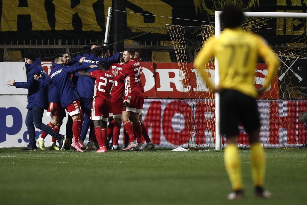 Ολυμπιακός: «Δένει» στον Πειραιά το... πρόσωπο της χρονιάς (photos)