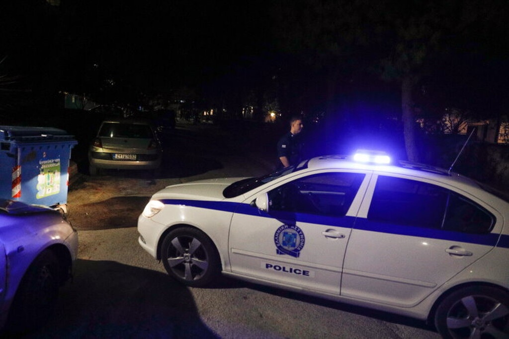 Ποιος κορονοϊός; Μολότοφ σε σύνδεσμο οπαδών στον Λαγκαδά (photos)