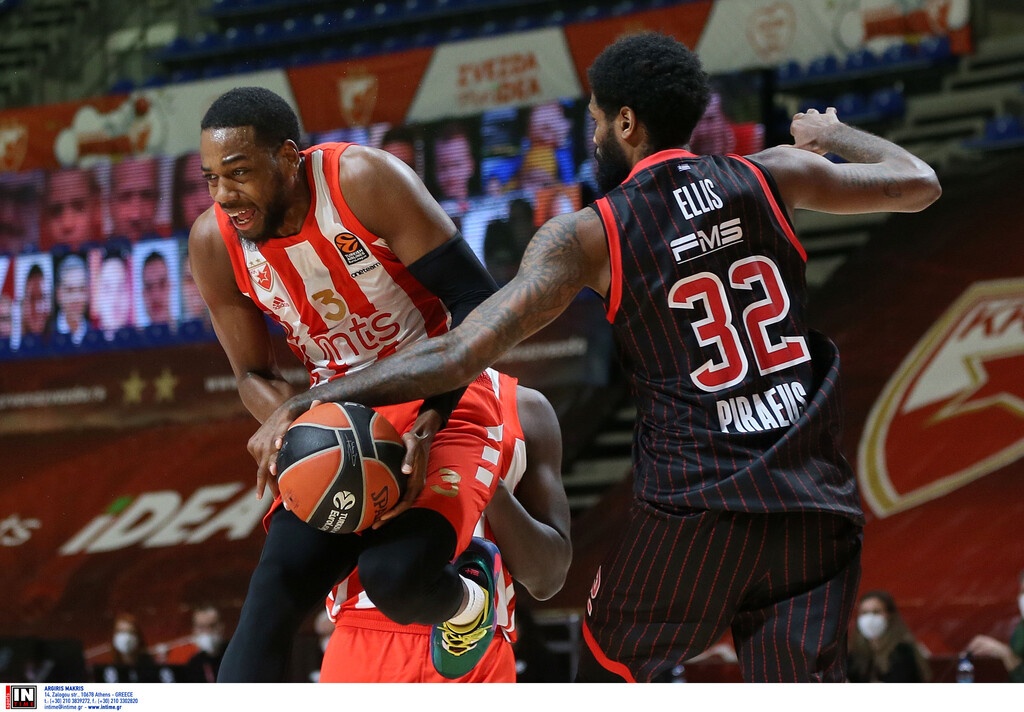 Ολυμπιακός: Στο… μικροσκόπιο ο Λόιντ