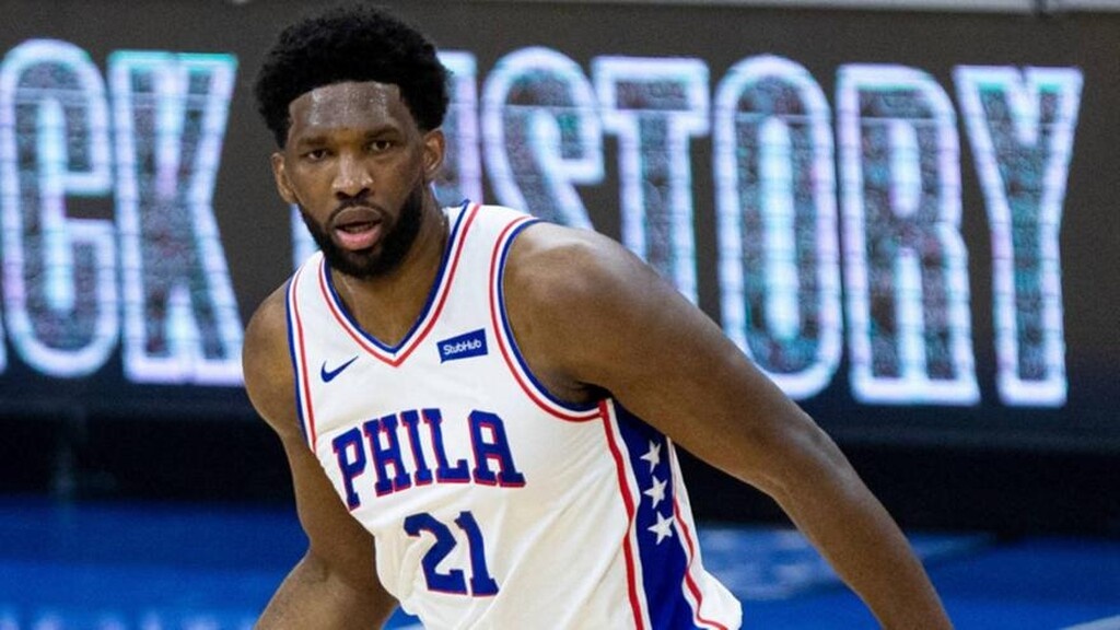 NBA: Η σπουδαία κίνηση του Εμπίντ (photos)