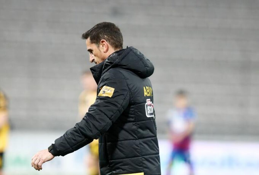 ΑΕΚ: Δοκιμάζει πρόσωπα και σχήματα ο Χιμένεθ