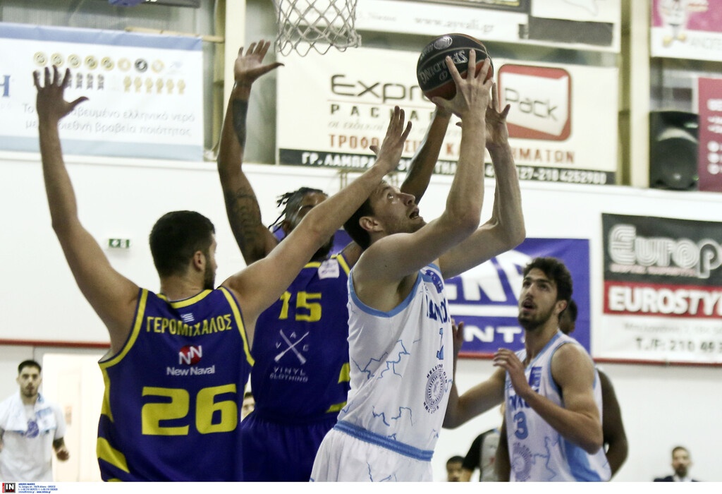 Ιωνικός - Λαύριο 88-89: Άντεξε και πήρε το «θρίλερ»