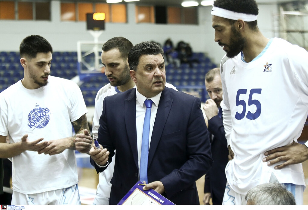 Ιωνικός: Παραιτήθηκε ο Αγγέλου