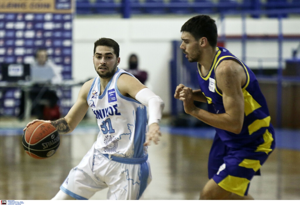 Ιωνικός - Λαύριο 88-89: Άντεξε και πήρε το «θρίλερ»