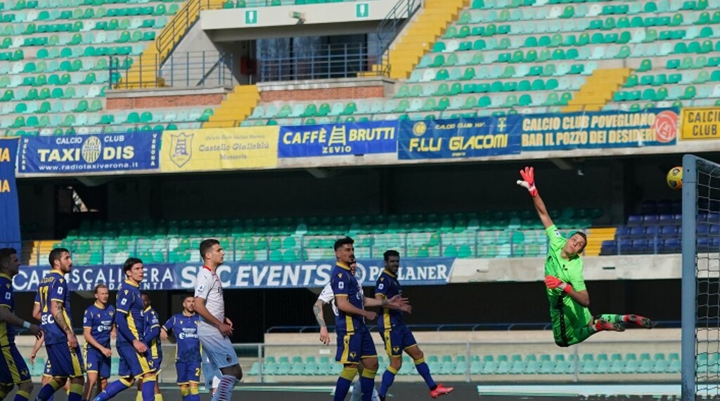 Serie A: Πέρασε απ’ τη Βερόνα η Μίλαν, χαμός στην «ουρά»! (Videos+Photos)