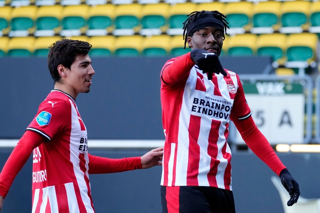 Eredivisie: Απάντησε στη νίκη του Άγιαξ η Αϊντχόφεν (photos)