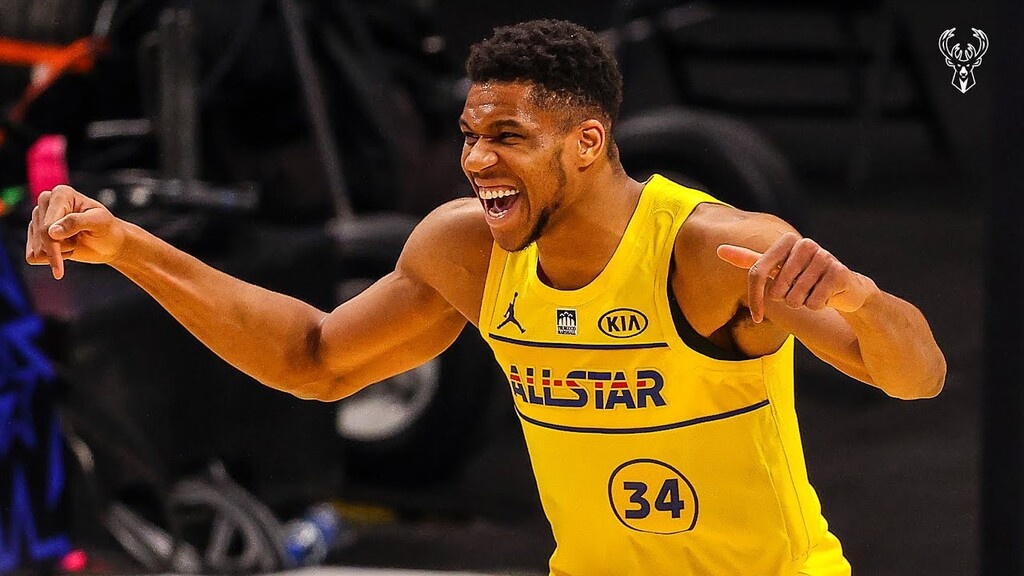 NBA: Η συγκλονιστική ατάκα του Γιάννη για Κόμπι (photos)