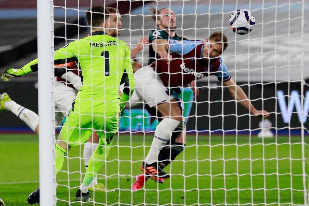 Premier League: Η Γουέστ Χαμ νίκησε άνετα τη Λιντς και ελπίζει για το… σεντόνι (video+photos)