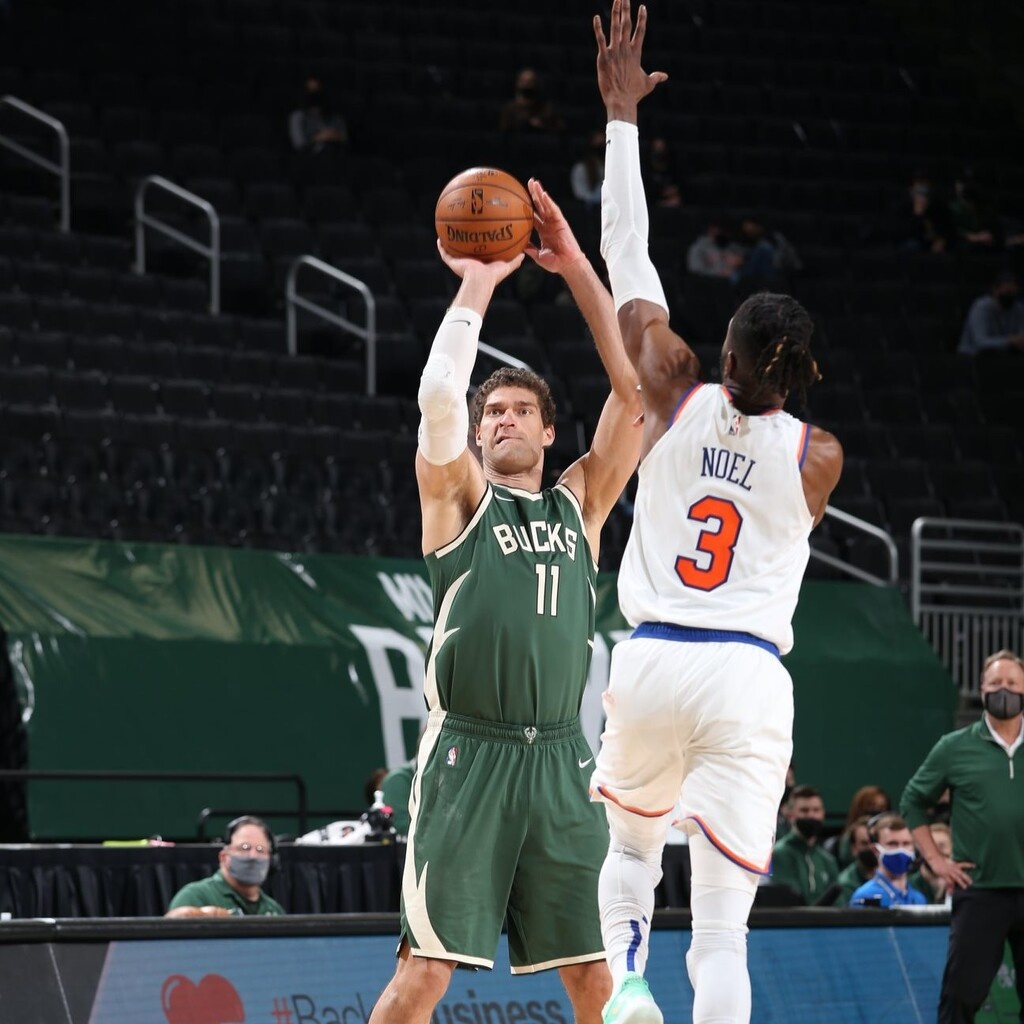 NBA: Ηγετικός Αντετοκούνμπο στον θρίαμβο των Μπακς επί των Νικς (photos+video)