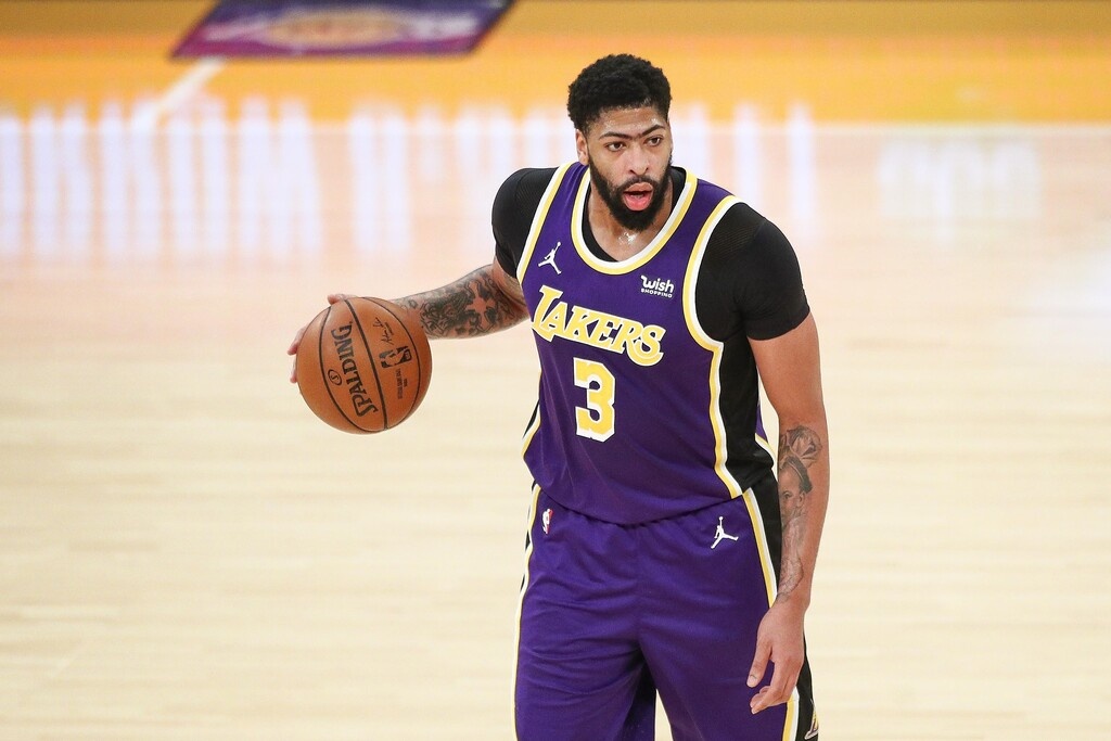 NBA: Χάνουν Ντέιβις οι Λέικερς
