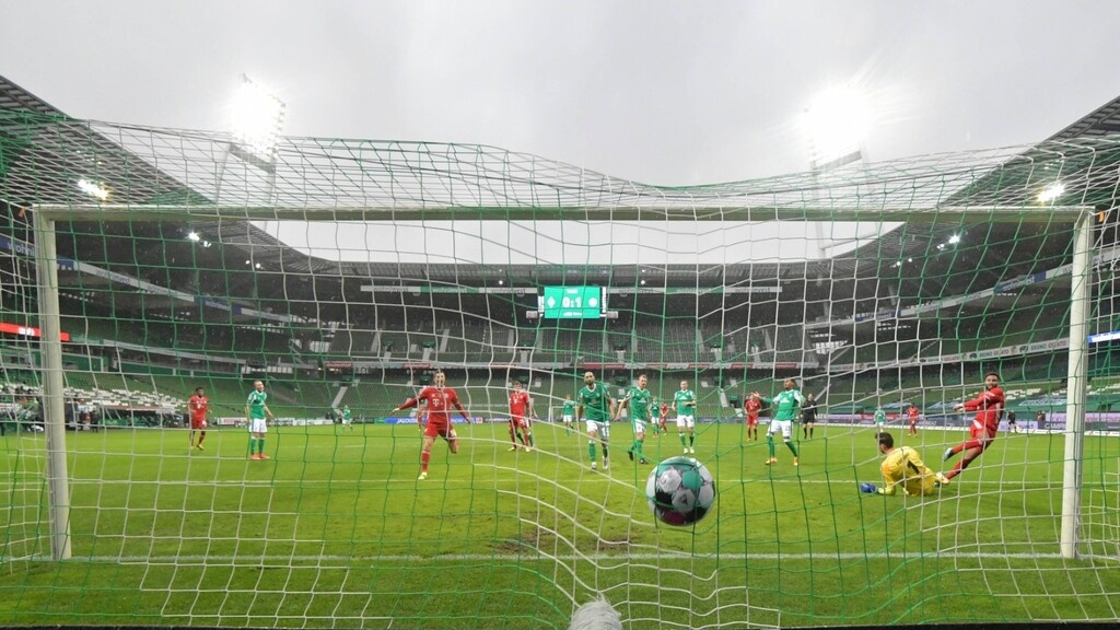 Bundesliga: Περίπατοι για Μπάγερν και Βόλφσμπουργκ (video+photos)