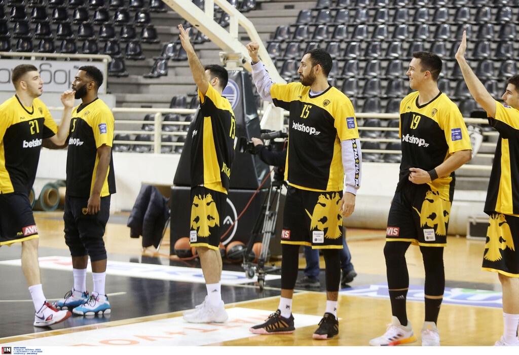 ΠΑΟΚ - ΑΕΚ: «Συναγερμός» με Σλότερ - Αποχώρησε υποβασταζόμενος (video+photos)